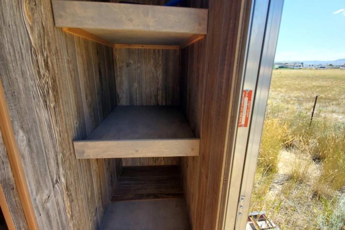 2018 Capri Truck Camper Retreat Package N/A in Casper, WY